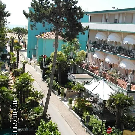 Roma Ξενοδοχείο 3*